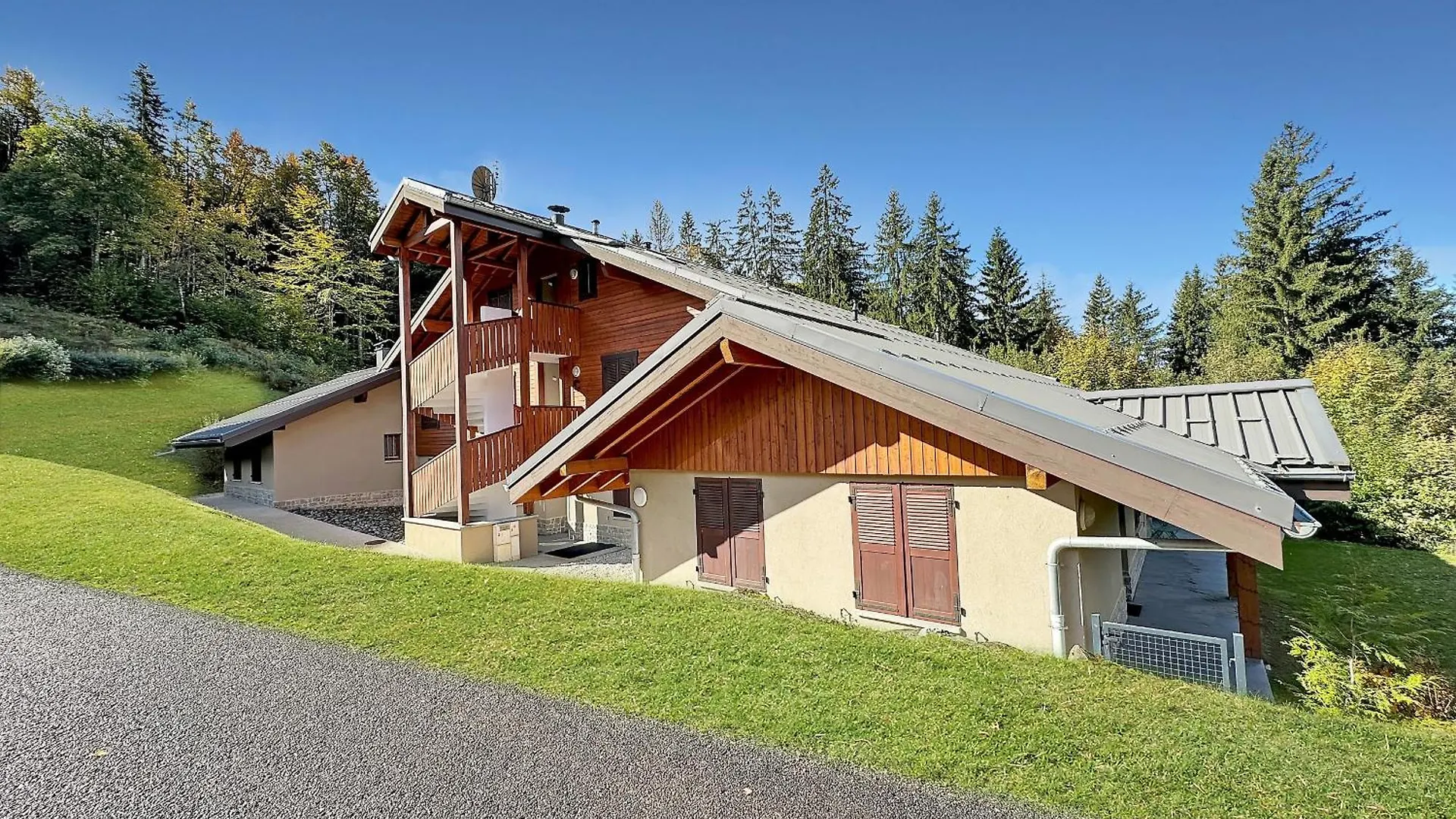 Hoc01 - Appartement 6 Personnes Proche Skibus Les Carroz d'Araches France
