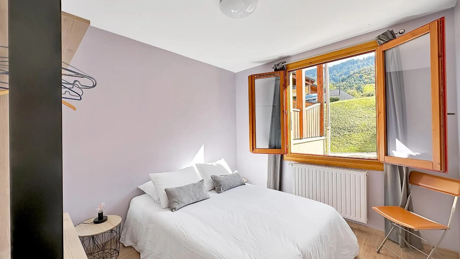 Apartment Hoc01 - Appartement 6 Personnes Proche Skibus Les Carroz d'Araches